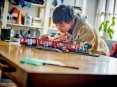 Конструктор LEGO Трамвай і вокзал у центрі міста