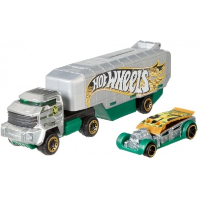 Машина далекобіника Hot Wheels (в ас.)