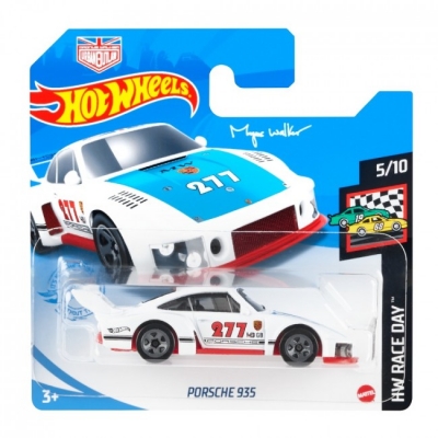 Базова машинка Hot Wheels (в ас.)